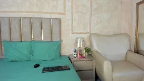 Miaasummer online show from February 14, 12:29 pm