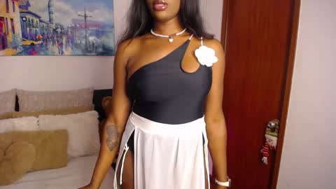 Sofi online show from December 5, 12:21 am