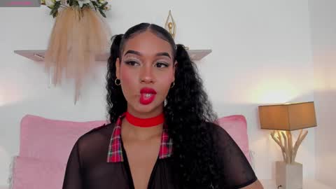 Call me Mia online show from February 8, 5:18 pm