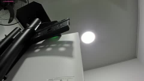 Miah Collins online show from March 4, 10:57 am