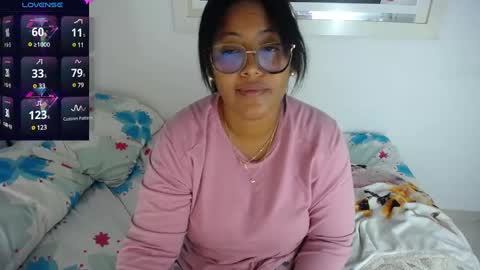 miajoseph_ online show from February 21, 4:51 am