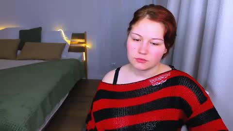 mialacrice online show from June 7, 3:24 am