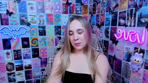 miamilas online show from February 25, 4:16 pm