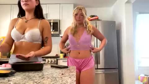 Mia Parker online show from September 21, 8:18 pm