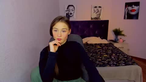 Mia online show from January 14, 5:01 pm