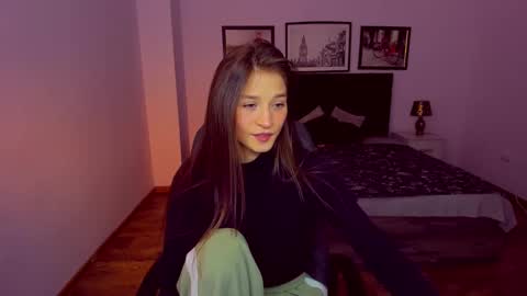 Mia online show from January 15, 5:58 pm