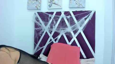 Mia Quevedo online show from October 23, 11:27 am