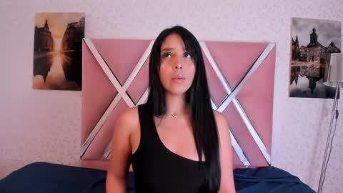 Mia Quevedo online show from March 27, 2:40 pm