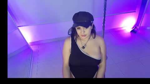 MiaHancock online show from July 3, 4:07 am