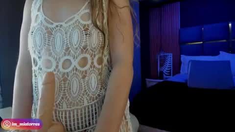 miatorres4 online show from November 25, 3:52 am