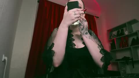 Lana online show from March 11, 11:01 am