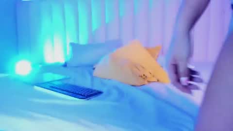 michbrunnette online show from June 12, 3:36 am