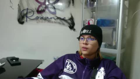 michell_rs online show from October 29, 6:18 am