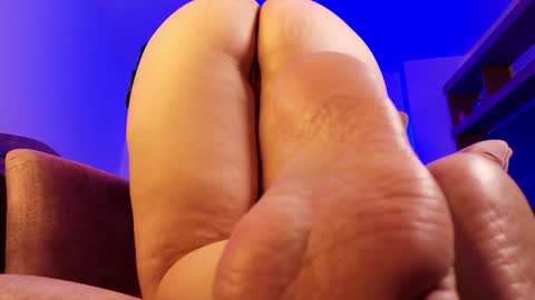 Micke kim online show from December 20, 5:08 pm