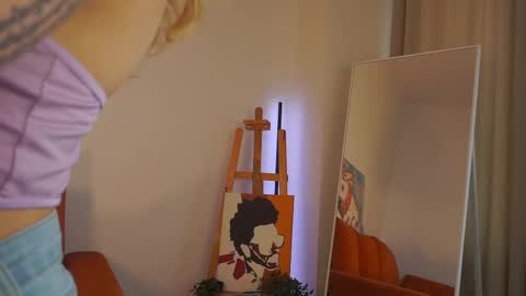 mickeydior online show from March 2, 11:52 am