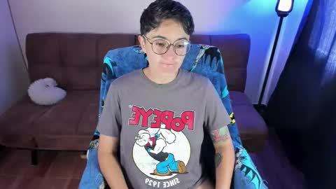 Blue online show from March 9, 3:26 pm