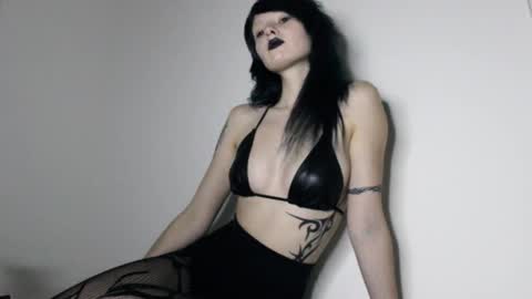 midnightsiren online show from October 16, 11:07 pm