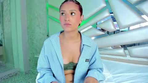 MIA 3 online show from January 11, 1:54 am