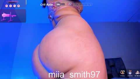mia online show from December 17, 10:36 pm