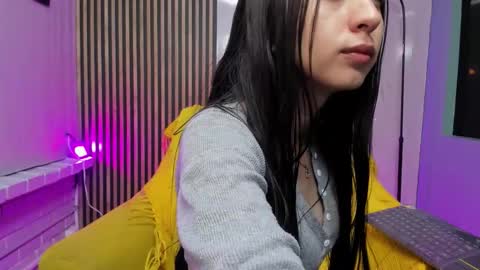 miilu  online show from November 13, 4:33 am