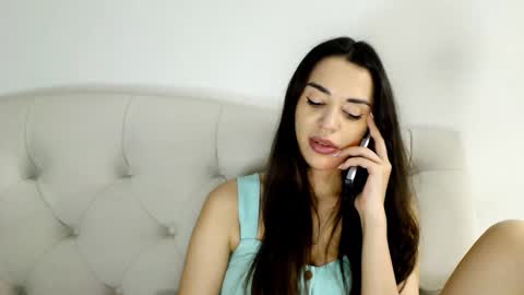 Mika online show from November 22, 8:22 pm