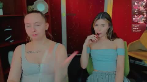 mila_glow online show from March 14, 1:01 pm