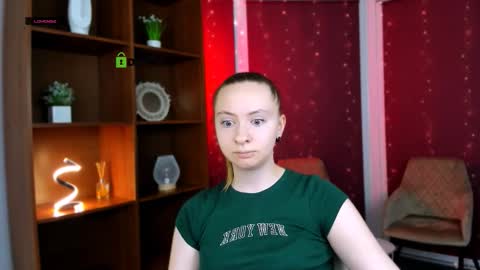 mila_glow online show from December 2, 6:26 am