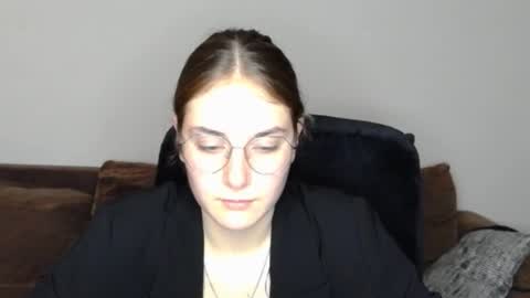 mila_keyy online show from November 29, 9:08 pm