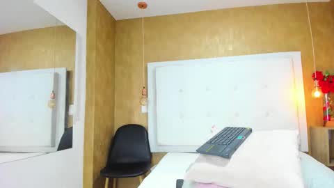          online show from October 30, 10:22 pm