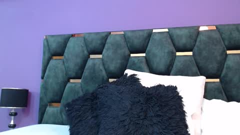 mila online show from March 22, 12:33 pm