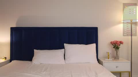 Miss Cutie online show from December 10, 1:22 am