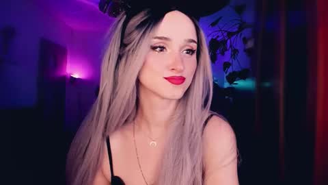 MiladyJolie online show from October 21, 6:06 am