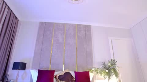        online show from December 31, 7:29 pm