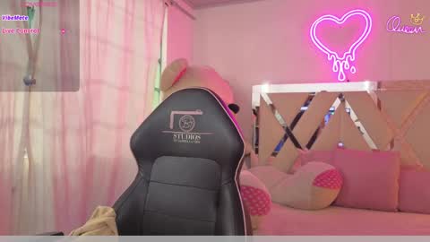 milah_tay online show from April 14, 11:54 am