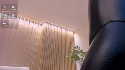 Mila  online show from November 30, 1:59 pm