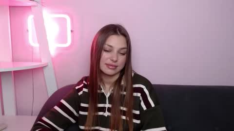 milanaangelas online show from March 23, 10:43 am