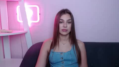 milanaangelas online show from February 27, 5:51 am