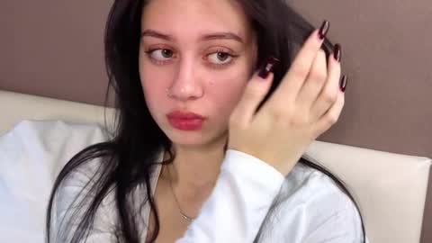 Milana online show from November 23, 5:43 am