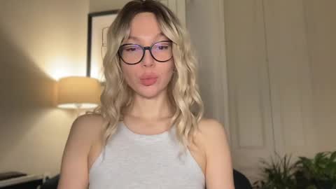 Mila online show from June 2, 4:52 pm