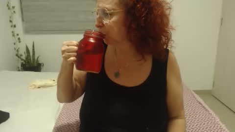 milchanell online show from December 19, 7:00 am