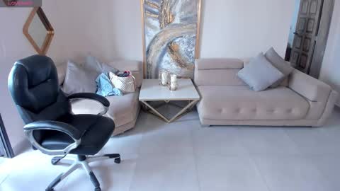 Miley Cruz  IG miley model23 online show from October 17, 7:39 pm