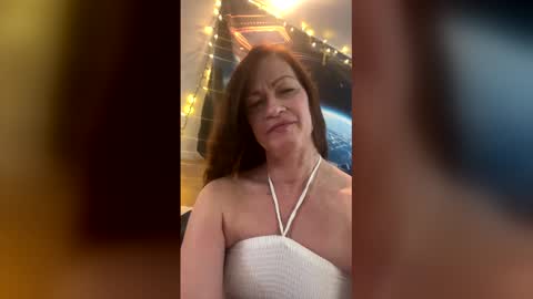 Mia online show from March 28, 10:30 pm