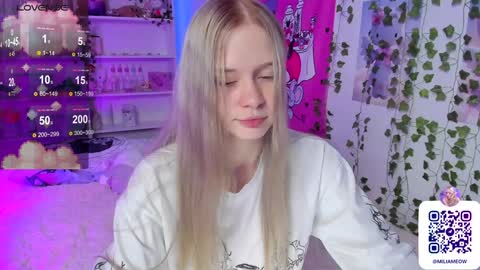 Milia online show from January 29, 9:39 pm