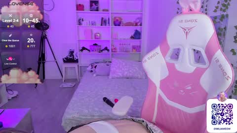 Milia online show from December 20, 10:43 pm