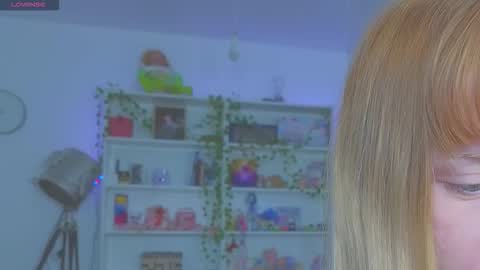 Milia online show from September 28, 9:09 pm