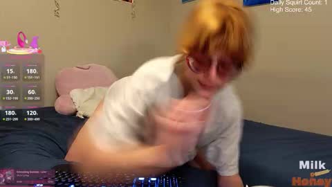 MilkandHoney online show from February 28, 3:50 am