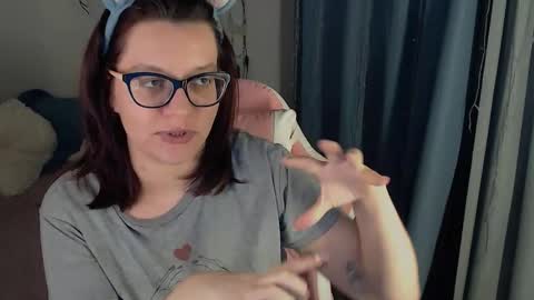 Milla online show from March 5, 3:19 pm