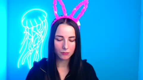 Milly online show from December 5, 7:16 am