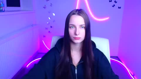 Milly online show from December 19, 6:38 am