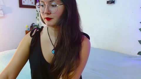 mily_baker online show from September 18, 11:14 pm